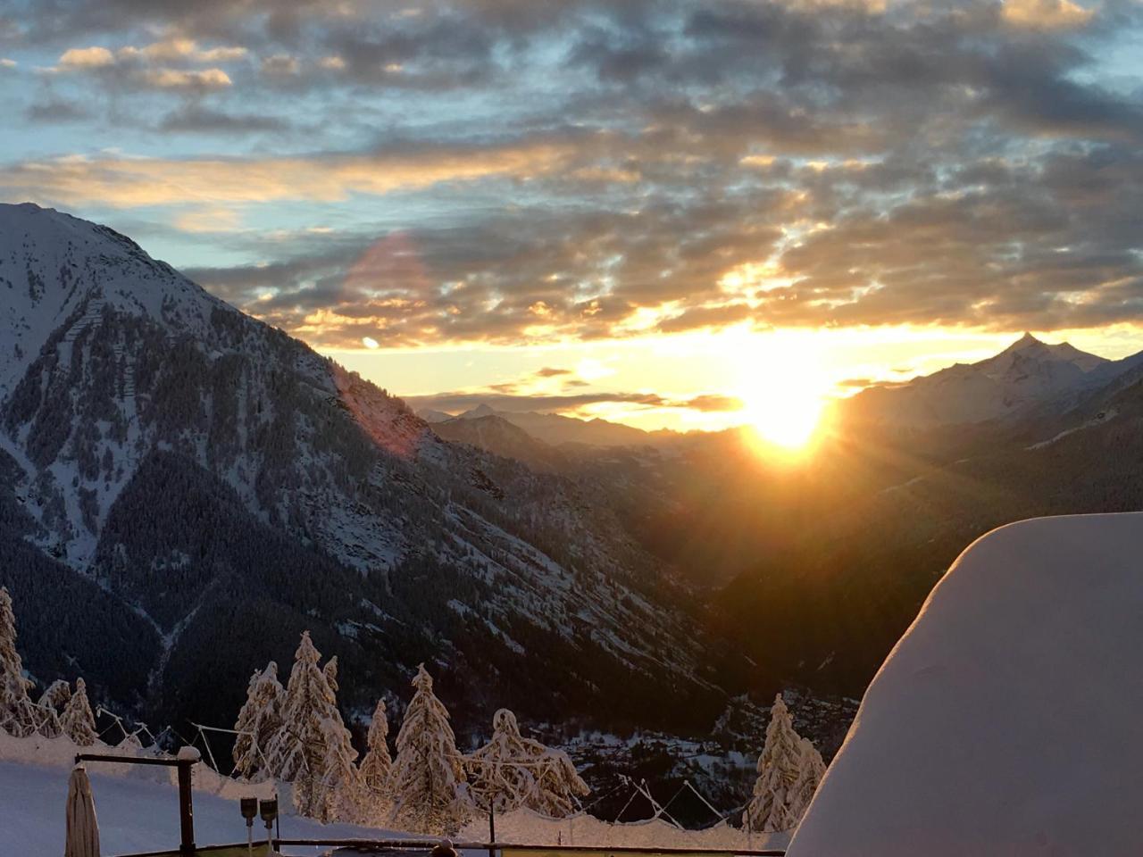 Le Massif Hotel & Lodge Courmayeur The Leading Hotels Of The World Exteriér fotografie