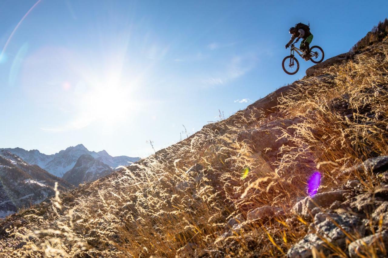 Le Massif Hotel & Lodge Courmayeur The Leading Hotels Of The World Exteriér fotografie